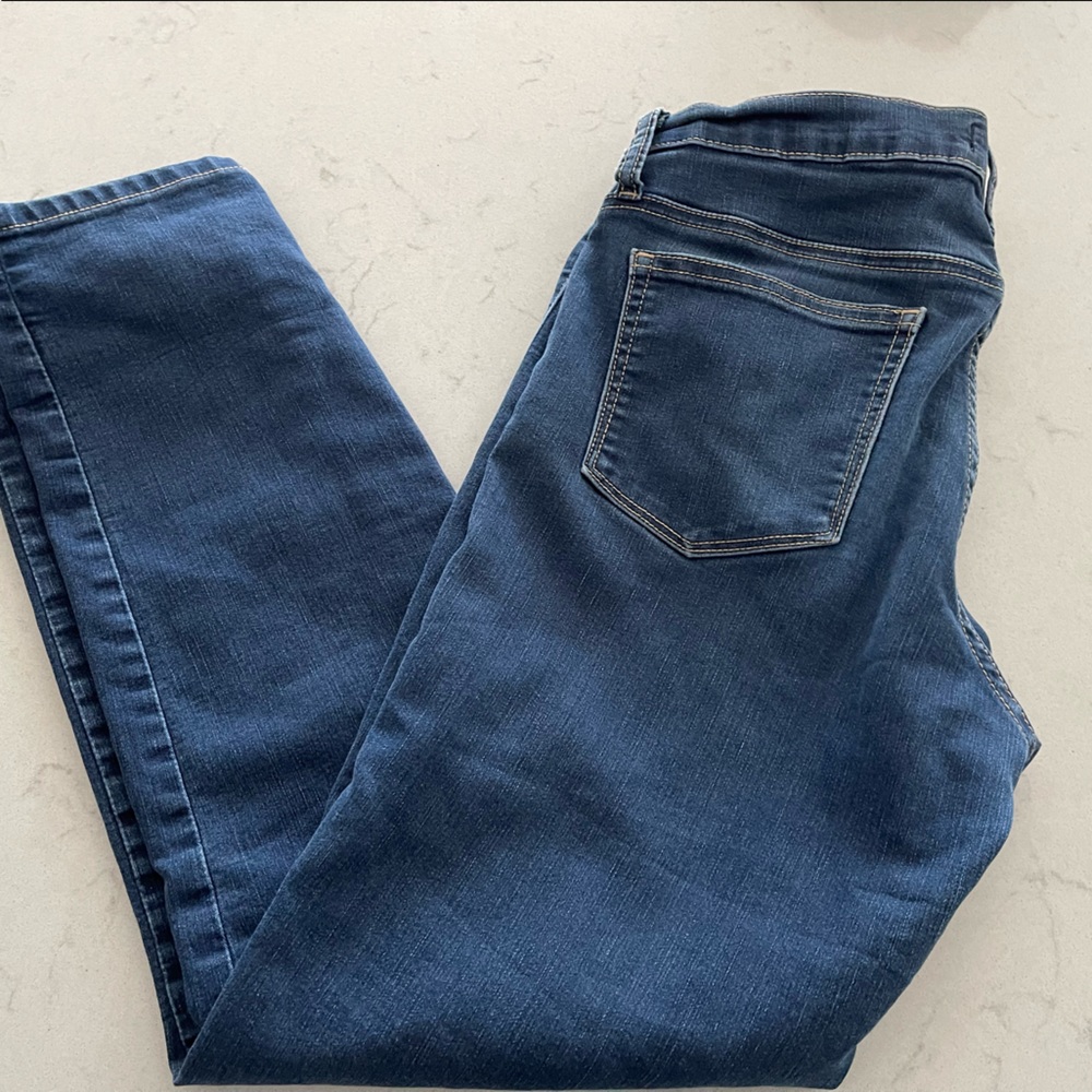 Gently worn size 30 Henry & Belle boot cut jeans